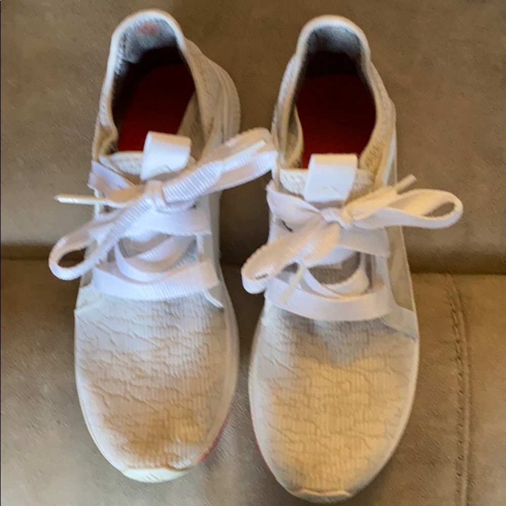 Adidas Edge Lux